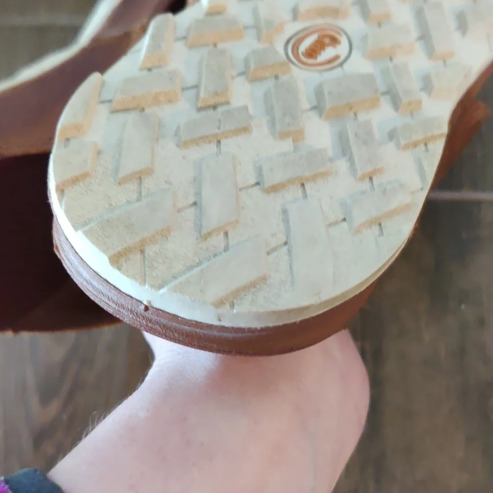 Chaco Shoes - Picture 4 of 8